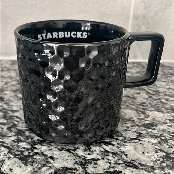 Starbucks Accessories - 🖤 Starbucks New 2019 Holiday Shiny Black Mermaid Scales Coffee Mug 12oz.